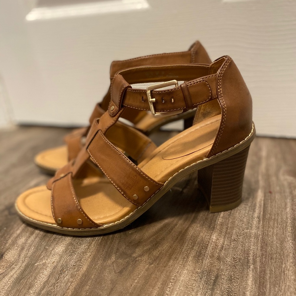 Dr. Scholl’s Comfy Heeled Brown Sandals Sz 10